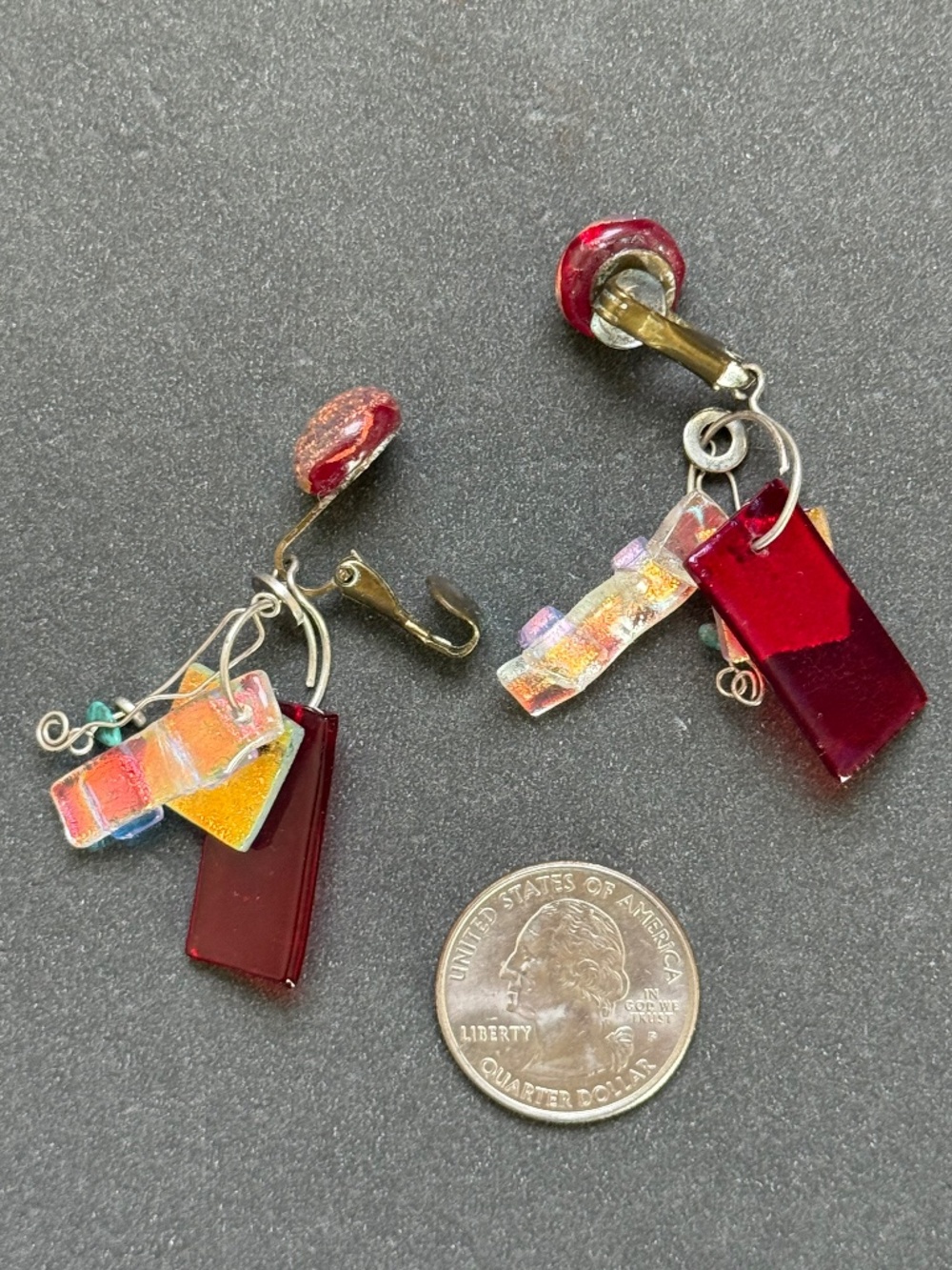 ARTISAN Dangling Asymmetric Glass Clip Earrings Artsy Avante Garde - Picture 5 of 5